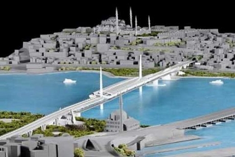 Haliç Köprüsü'nün uygunluğunu onaylayan uzmanların çakma olduğu iddia edildi!