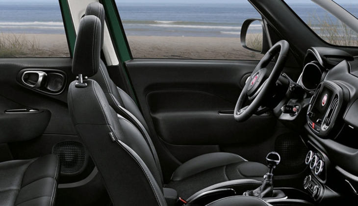 Fiat 500L kaç lira oldu? Fiat 500L tasarruflu mu? İşte Fiat 500L’nin 15 Eylül 2022 fiyat listesi…