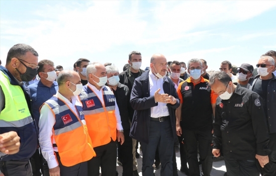 Süleyman Soylu: İdlib de 1 yılda 35 bin evin nihayete erdirildi!
