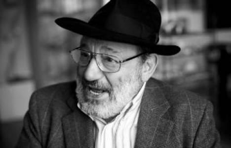 Umberto Eco: Tarlabaşı'ndaki tarihi evleri fazla yıkıyorsunuz!