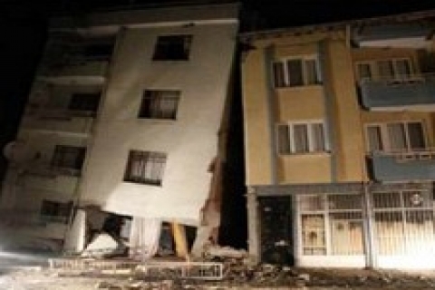 Simav'da 10 binden fazla artçı sarsıntı yaşandı!