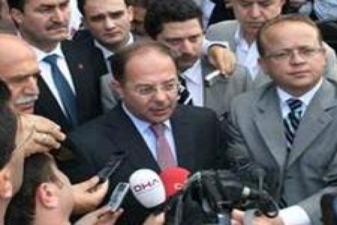 Recep Akdağ: Hastaneler de depreme dayanıksız!