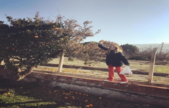 Gizem Karaca: İzmir deyim, köy hayatı yaşıyorum!