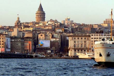 Karaköy'de satılık han! 4 milyon 500 bin dolara!