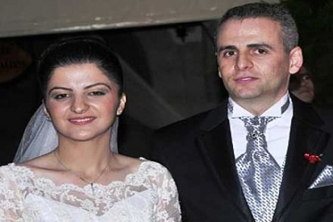 Kaymakam Çiçekli çifti, evleri tadilattan geçirtti, muhtaçlara ev yaptırdı!