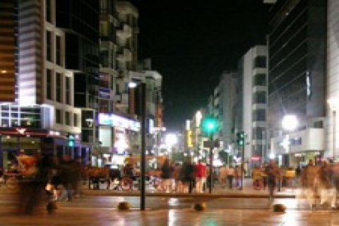 İzmir'de icradan 2 milyon 205 bin TL'ye satılık 14 bina!