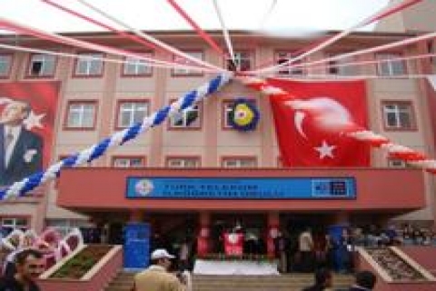 2009'da 142 yeni okul açıldı!