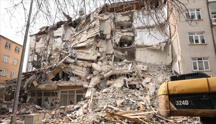 Deprem yönetmeliğine Deprem kimlik belgesi eklenmeli!