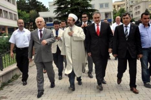 Diyanet İşleri Başkanı: Cami mimarisi tartışmalarında mutluyum!