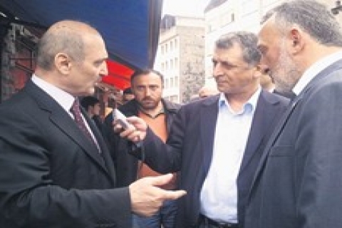 Erdoğan Bayraktar Trabzon'daki yarışta bir TOKİ markası!