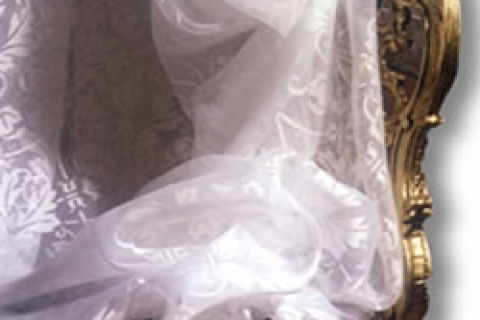 Kendi kendini temizleyen perde üretildi