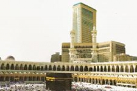 Hacılar Kabe'nin karşısındaki Zemzem Tower'a tepkili!