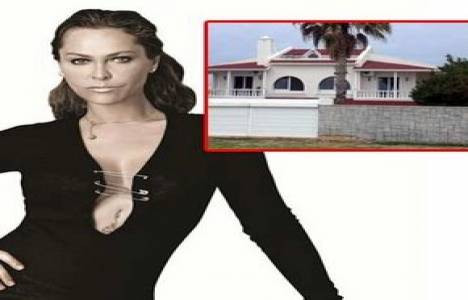 Hülya Avşar Ayvalık'tan ev aldı! 