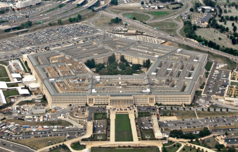 Pentagon'dan ABD'nin Suriye'de 2 havaalanı inşa ettiği iddialarına yalanlama!