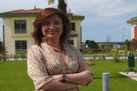 Güzin Ervardar: Artık sitede oturmak moda!