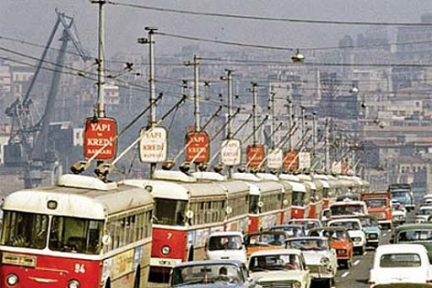 Eski Galata Köprüsü 100 yaşında: Leonardo da Vinci, Eminönü ile Karaköy'ü bağlayacaktı!