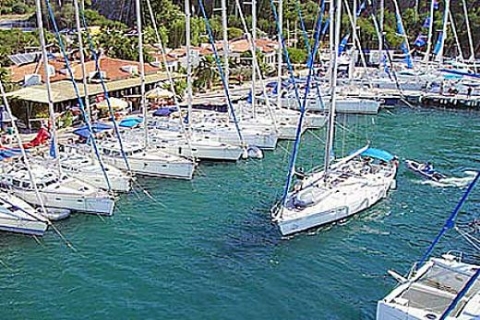 Marmaris Albatros Marina'da yangın çıktı!