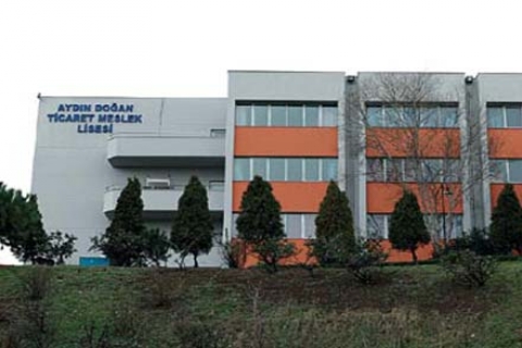 Aydın Doğan Ticaret Meslek Lisesi yıkımın eşiğinde!