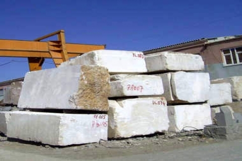  Ankara Akyurt'ta 2.8 milyon TL'ye icradan satılık mermer-beton tesisi!