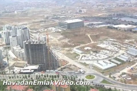  Crown Deluxe Bahçeşehir Konutları'nın havadan videosu!