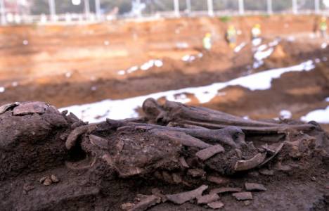  Pendik demiryolu kazıları yerleşim yerinde Taş Devri bulundu!