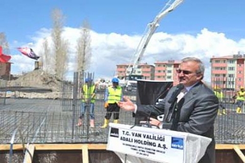 Adalı Holding'in Van'daki 24 derslik okulun temeli atıldı!