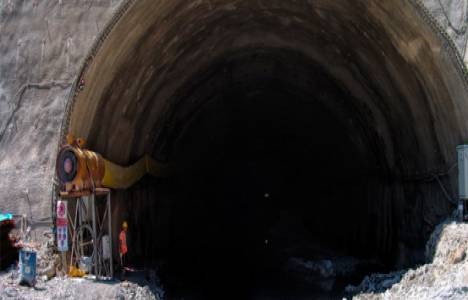 Riva Tüneli Mayıs 2015'te tamamlanacak!