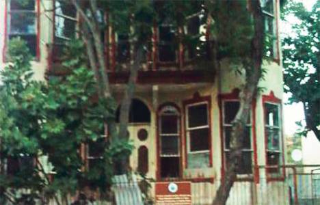 Büyükada'daki tarihi köşk Edebiyat Evi oluyor! 
