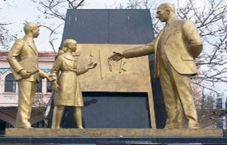  İBB, Atatürk Anıtı yerine bina yapılacağı iddialarını yalanladı!