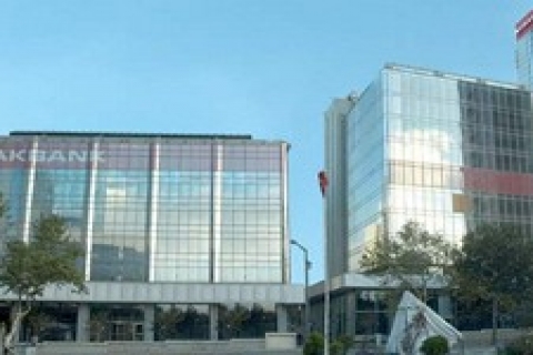 Akbank'ın Maslak'taki binalarına Araplar talip oldu!