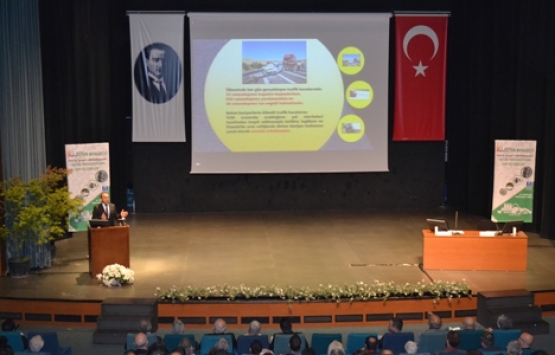 TÇMB Bursa'da beton yollar ve beton bariyerleri anlatıyor!