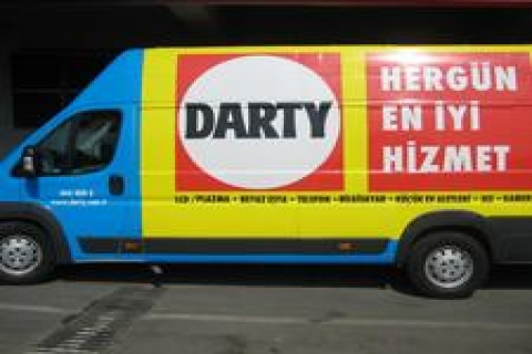 Darty, her ay dünyayı 3 kere dolaşıyor