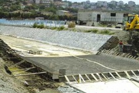 Emlak Konut, Menekşe Deresi'nin ıslahını yaptıracak!