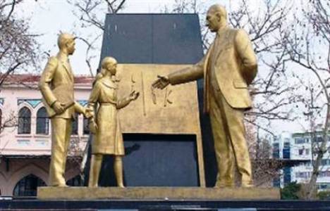 Atatürk Anıtı'nın yıkılmak istenmesi tartışmalara neden oldu!