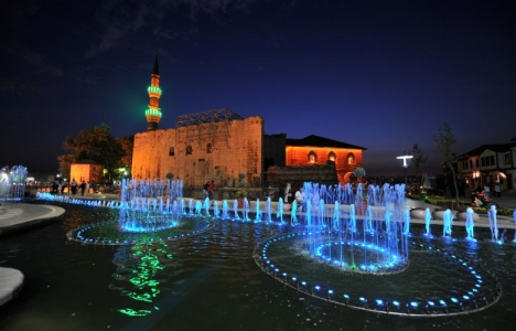 Hacı Bayram Camii çevresi yeni yüzüne kavuştu!