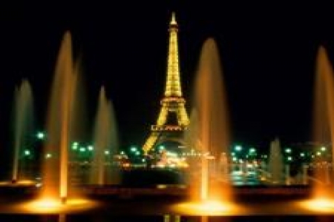 Paris'teki ikiz kuleler Eyfel'e saygıdan kısa tutuldu!