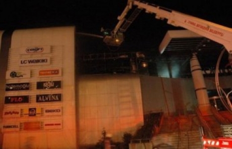  Başakşehir 2. Etap'taki AVM'de yangın çıktı!