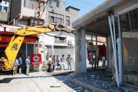 Çiğli Belediyesi, 313 adet kaçak yapıyı yıktıracak