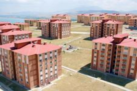 TOKİ Mersin Silifke'de konutlar yarın teslim ediliyor!