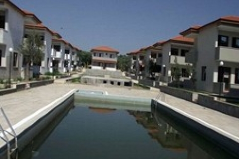 Kemal Kılıçdaoğlu'nun havuzlu villasında hazırlıklar tamamlandı!