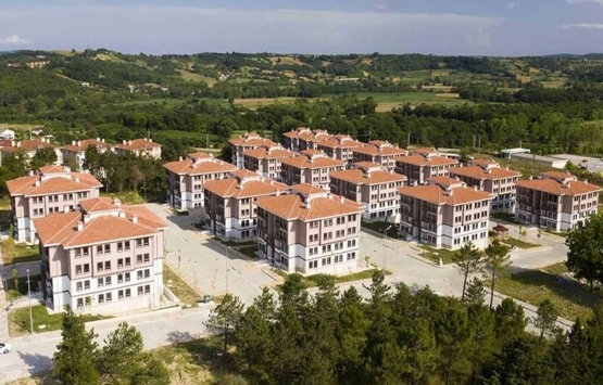 Sosyal konutların kiralama ve satışı için belediye başkanına yetki verilmesi teklifi reddedildi!