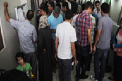 TOKİ konutları ön talep formu için Şanlıurfalı'lar kuyruğa girdi!