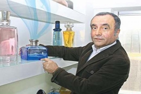 Tekin Acar, kozmetik devi olmadan önce baba mesleği inşaatçılığa niyetlendi!