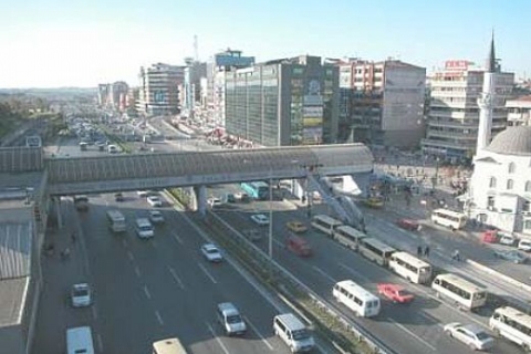 Bahçelievler'deki İtimat Sitesi'nde 400 bin TL'ye bahçeli ev! İcradan!