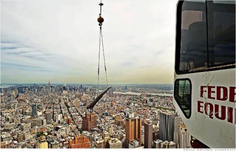 1 Dünya Ticaret Merkezi'nin tepesindeki ofis!