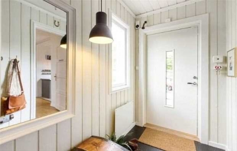 Yıkılması için imza toplanan evin içini görenler inanamadı!