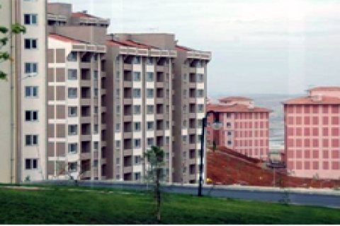 TOKİ 100 TL'lik konutları 2010'da teslim edecek