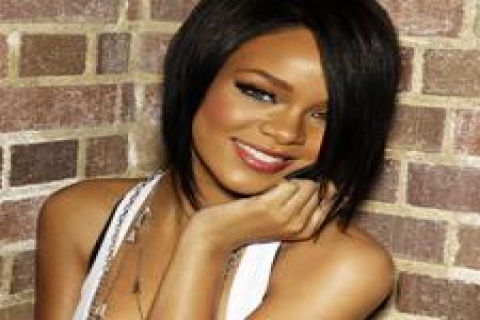 Rihanna, Beverly Hills'ten ev aldı!