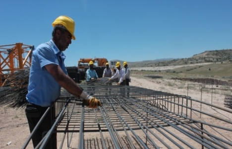 Kırıkkale'de inşaat sahasında iş sağlığı eğitimi verildi!