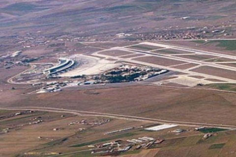 Esenboğa Havalimanı'na bir pist daha yapılacak!